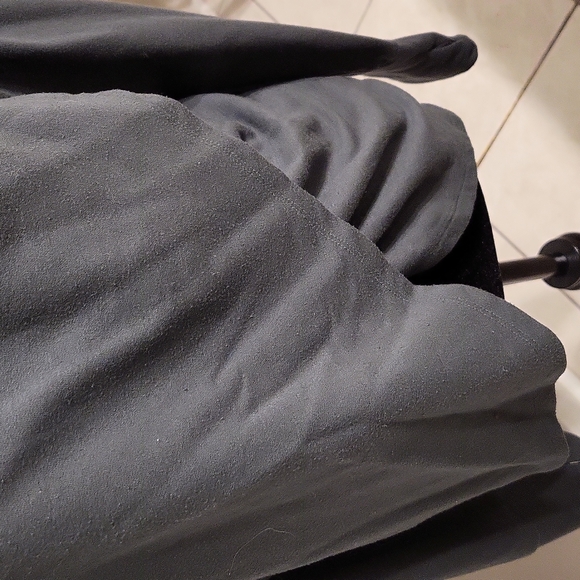 George olive green short crop turtle neck. - Picture 3 of 9